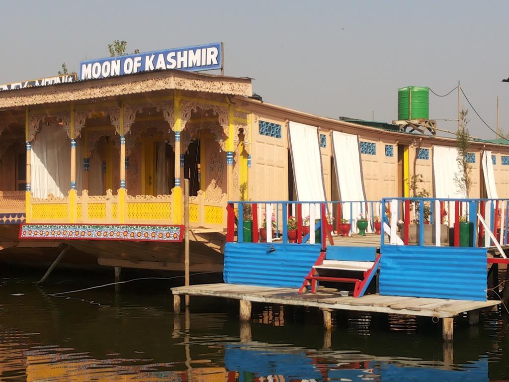 מלון Srīnagar Houseboat Moon Of Kashmir מראה חיצוני תמונה