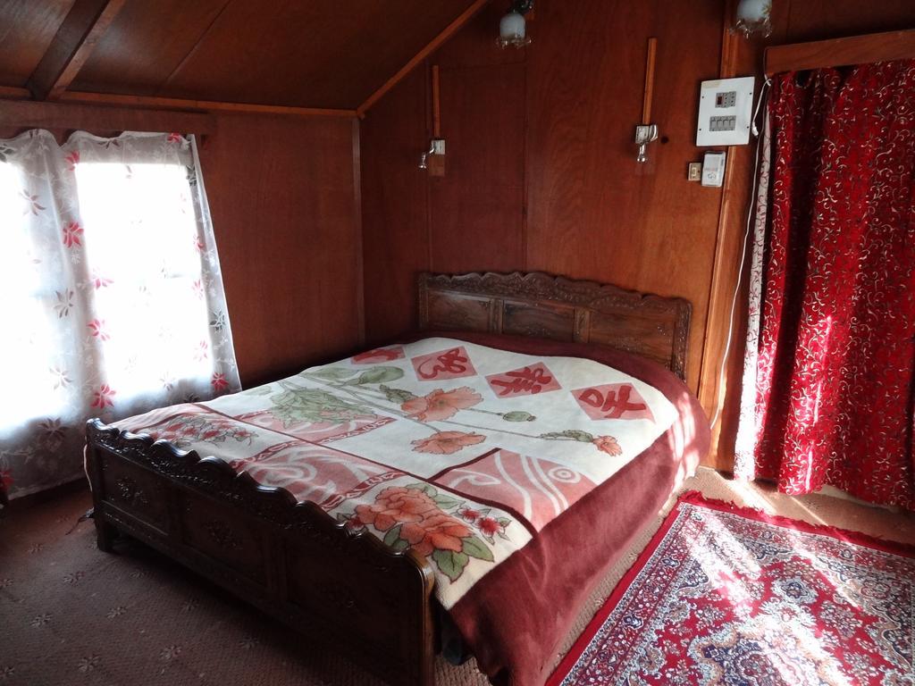 מלון Srīnagar Houseboat Moon Of Kashmir חדר תמונה