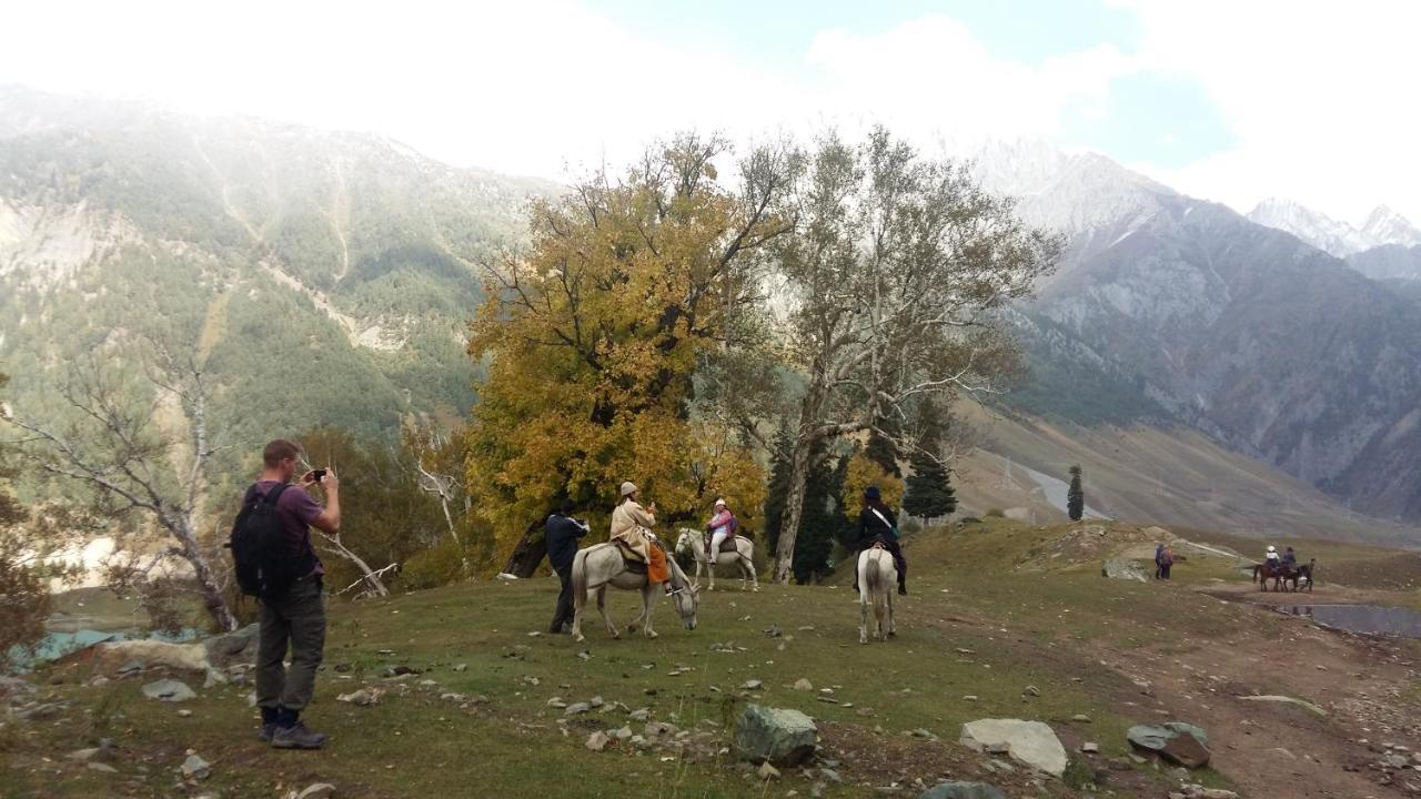 מלון Srīnagar Houseboat Moon Of Kashmir מראה חיצוני תמונה